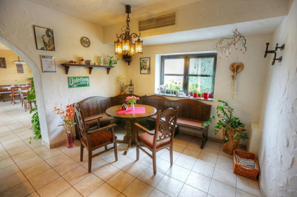 Pension & Gasthaus Kahren Экстерьер фото