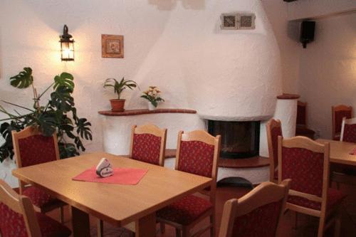 Pension & Gasthaus Kahren Экстерьер фото